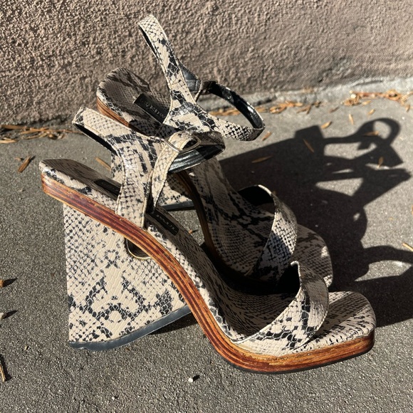 Vintage Y2K Snakeprint Funky Heel Edward Paul - Picture 1 of 12
